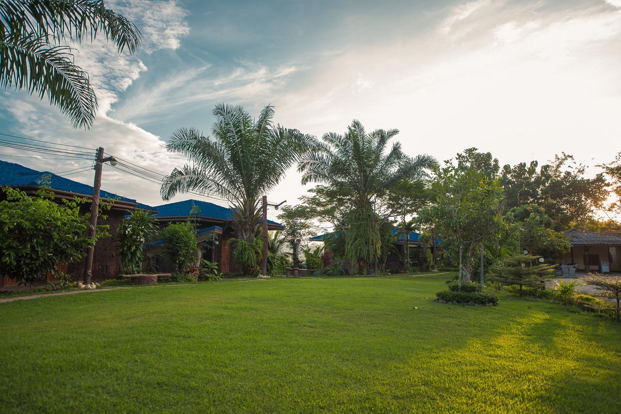 Hotel Mountain View House à Sangkhlaburi Extérieur photo