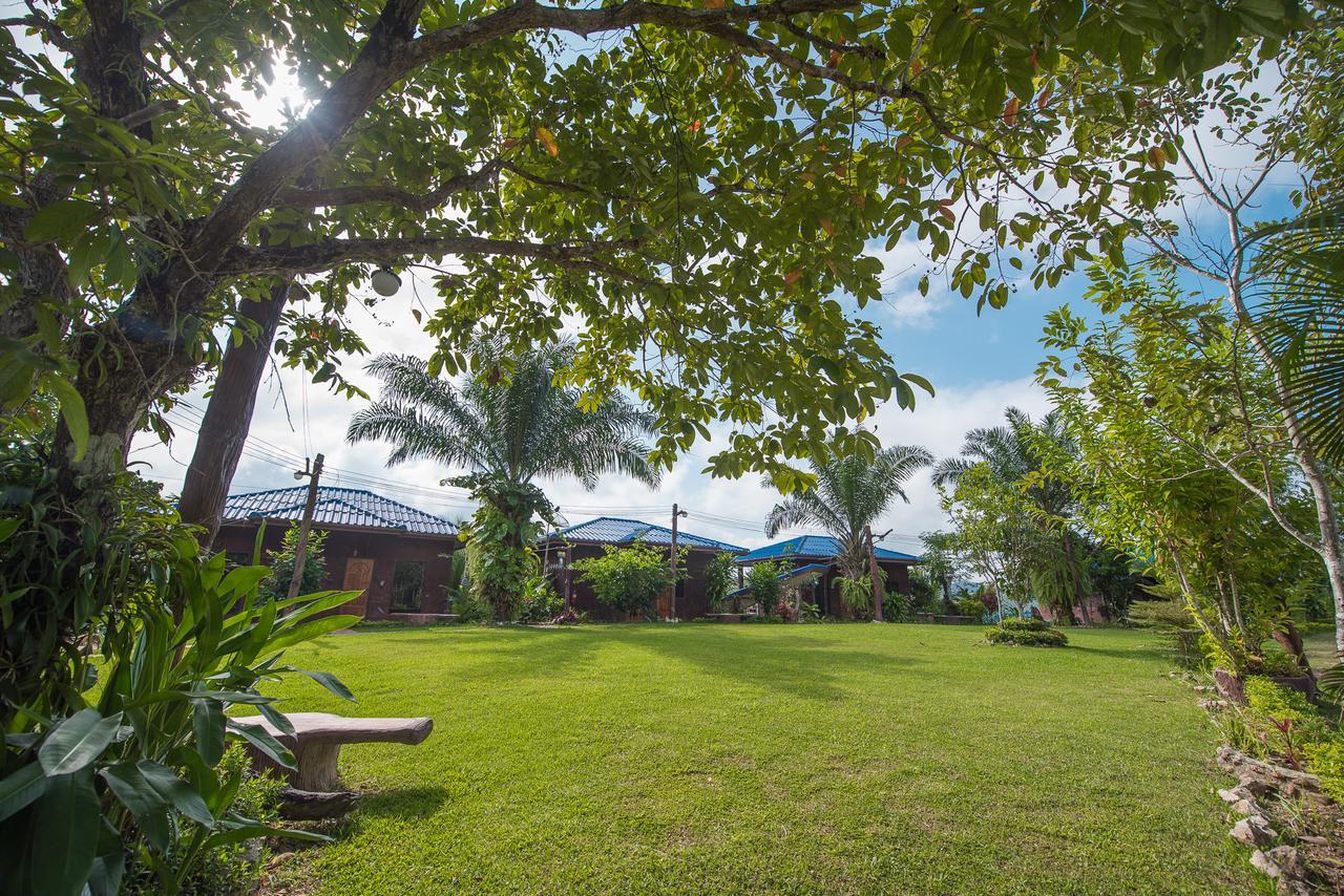 Hotel Mountain View House à Sangkhlaburi Extérieur photo